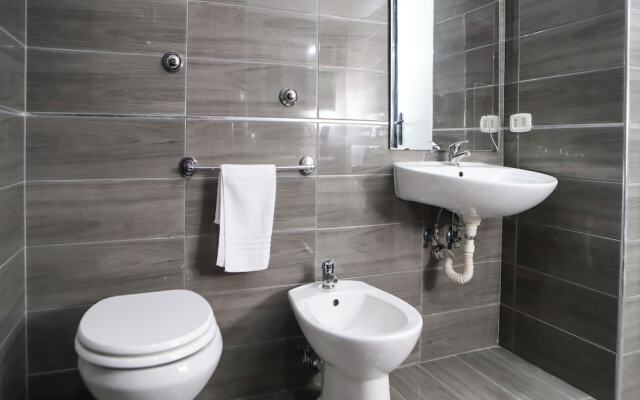 Napoli Centrale Budget Apartment