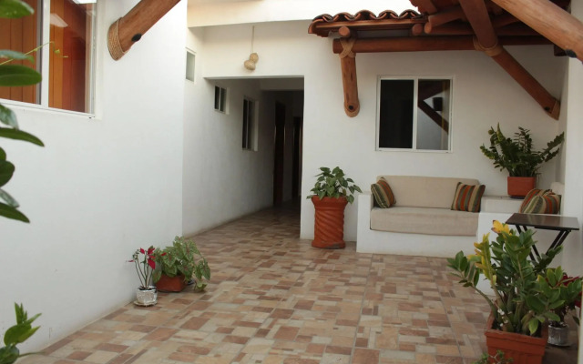 BM Zihua Casa de Huéspedes