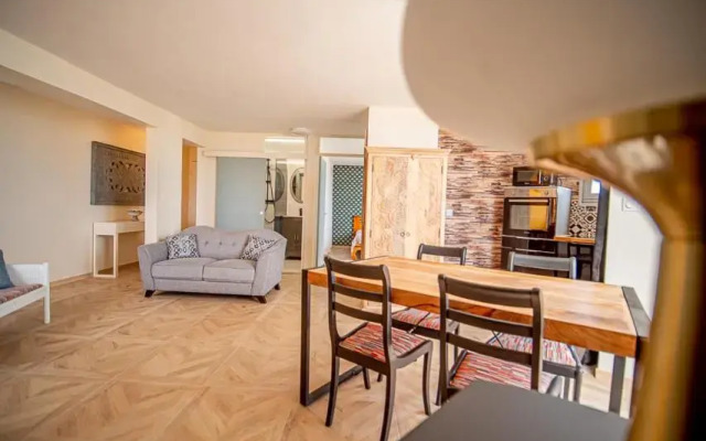T3 - L' Anaxa - 65m² - champ fleuri, 2 chambres.