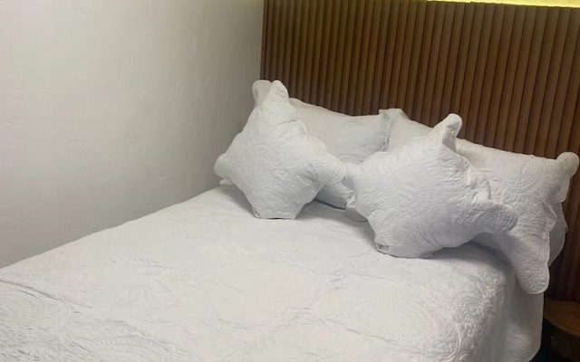 Hotel La Toscana Hostel