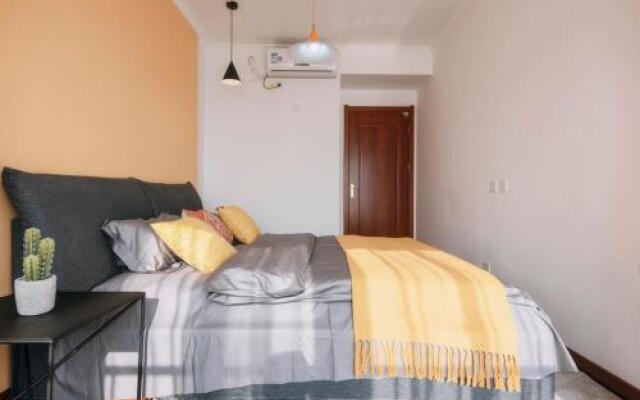 Xi'an Beilin·Yongning Gate· Locals Apartment 00141010