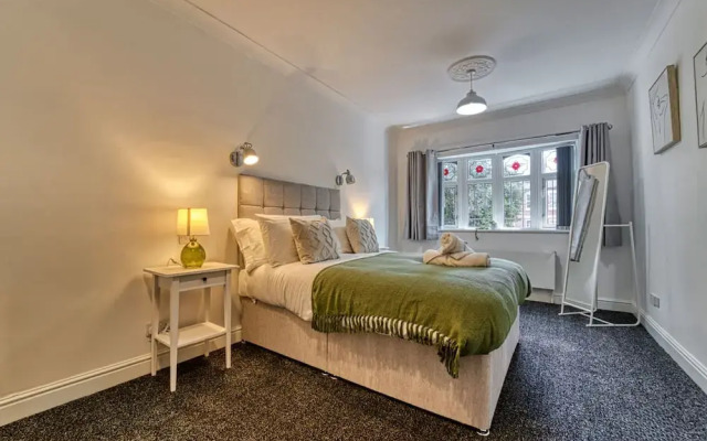 Host Stay Chester House Retreat