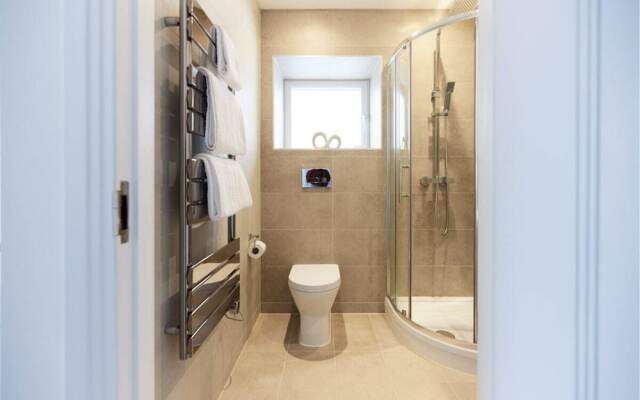 The Wembley Park Sanctuary - Stunning 2bdr Flat With Balcony
