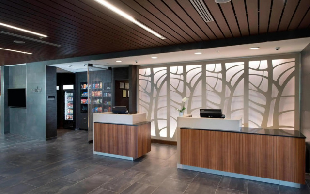 Courtyard by Marriott Atlanta Alpharetta/Avalon Area