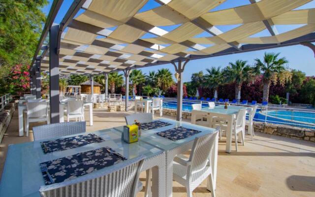 Ladonia Hotels Zemda