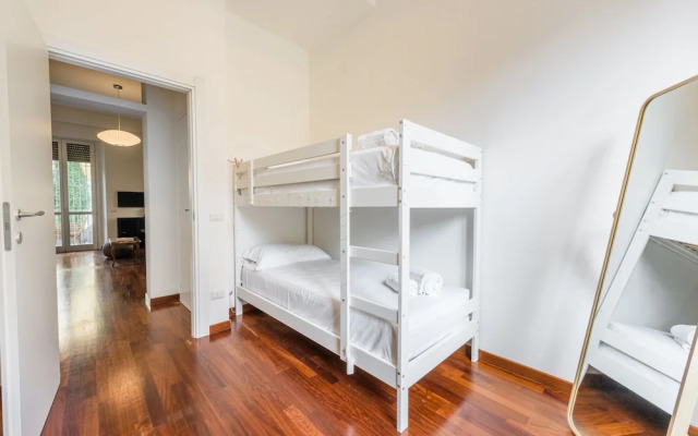 Poliziano Apartment by Mmega