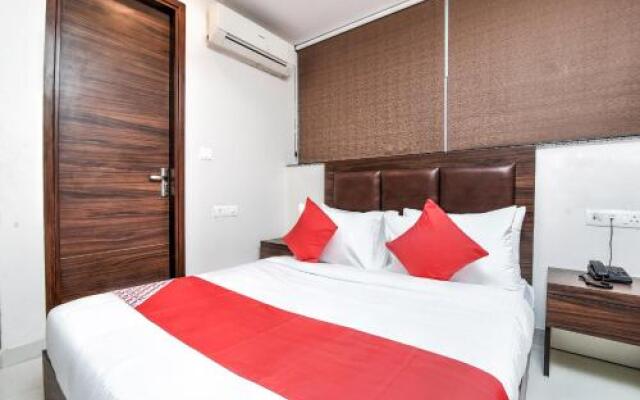 Flagship 74477 Divine Inn Hotel