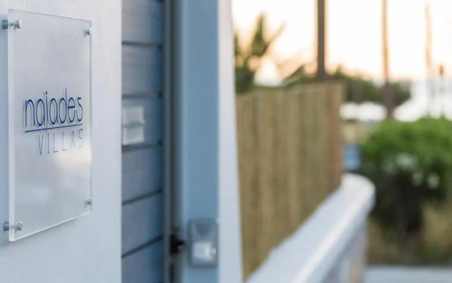 Villa Daphne-Naiades/ 2 bedrooms,luxury,beachfront