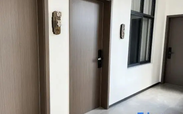 Lazy Inn