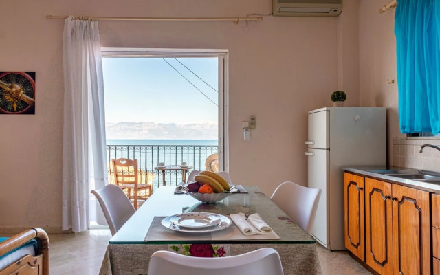 Seaside Sunset Studio - Perfect Location