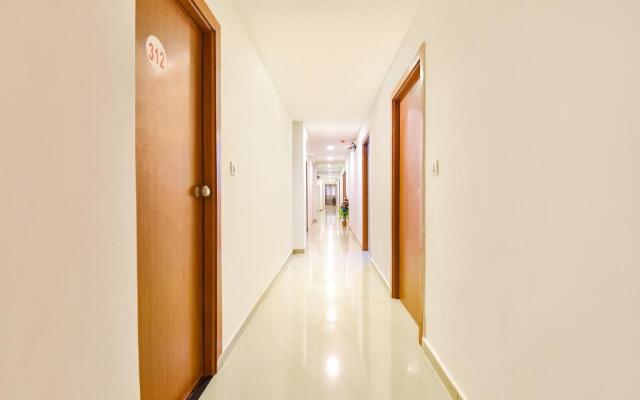 FabHotel Green Park - Nr. Geeta Mandir