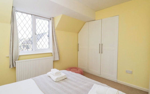 20 Honeycroft