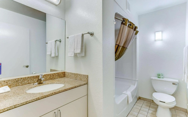 Studio 6 Kissimmee, FL - Orlando