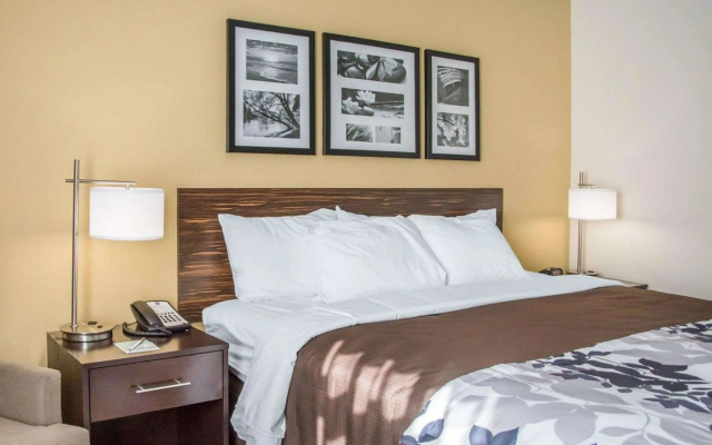 Sleep Inn & Suites Parkersburg - Mineral Wells