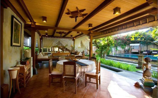 The Hill Villas