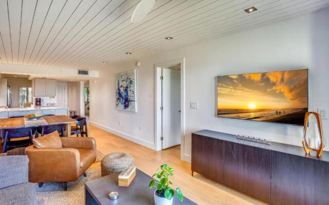 Land's End 11-203 Beach Front - Premier