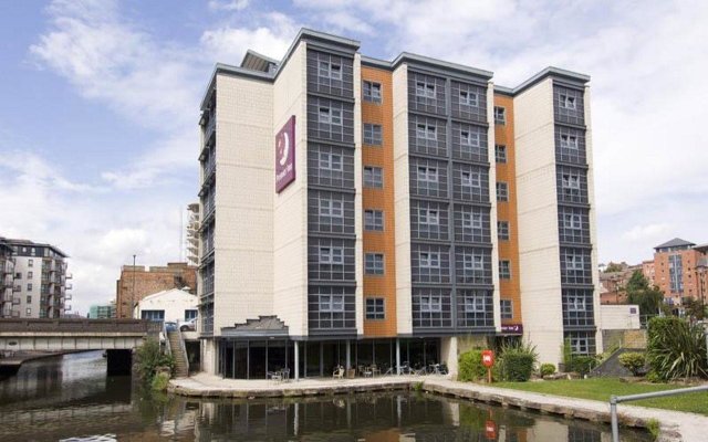 Premier Inn Nottingham Arena (London Road)