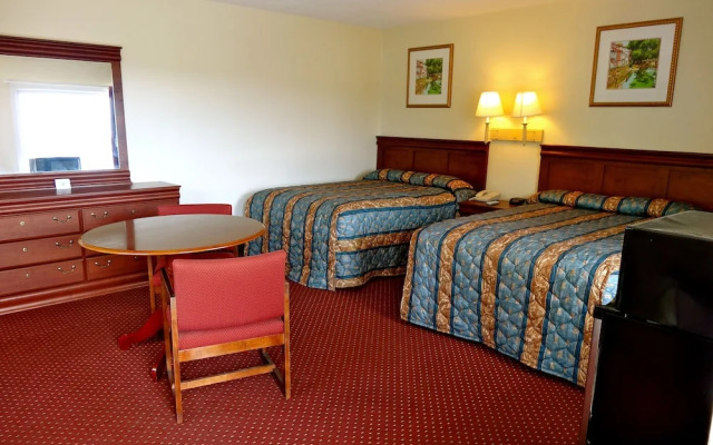Whispering Pines Motel