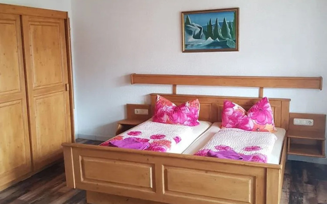 Landgasthof Zur Schwärzenburg - Familie Zwicknagl