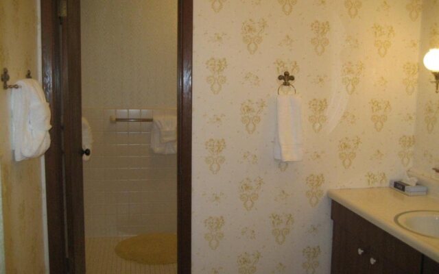 The Historic Gatlinburg Inn