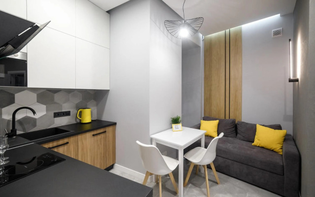 Royal apartment on Hmelnytskogo 37