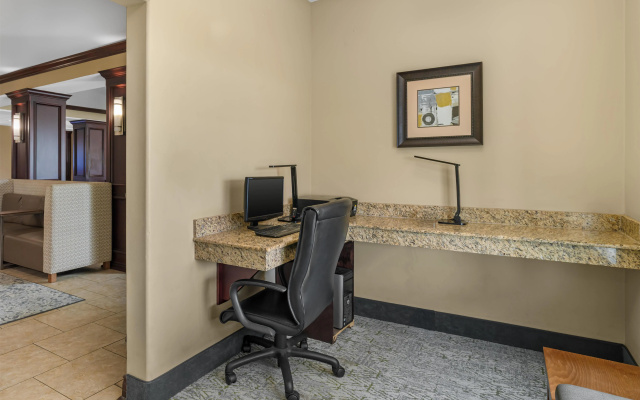 Best Western Plus Chalmette Hotel