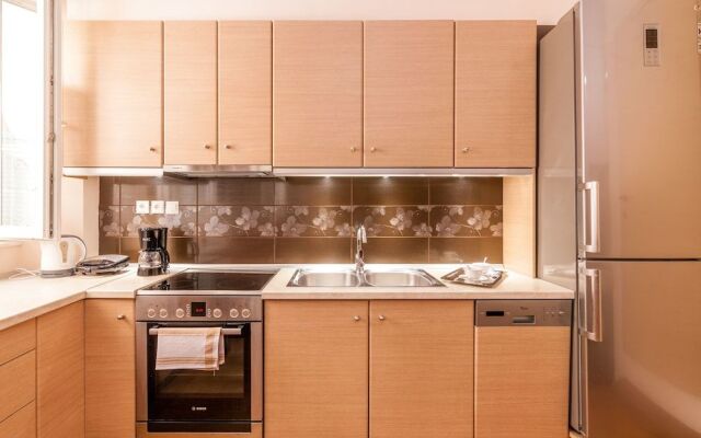 St Spyridon Cosy Apartment