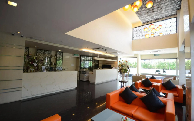The Heritage Srinakarin Hotel (SHA Extra Plus)