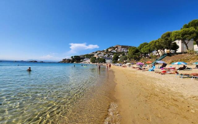 Apartamentos Isla de Rosas -Tramuntana42