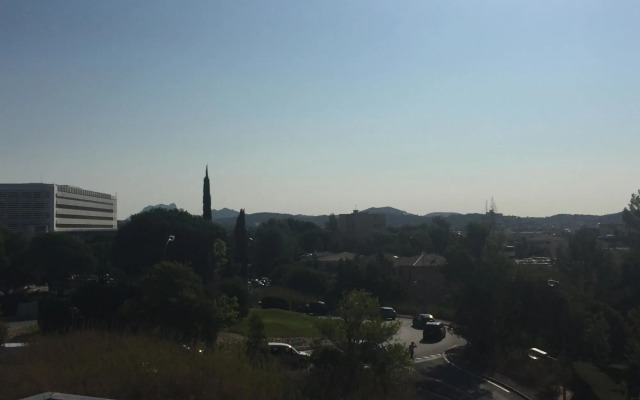 Hôtel, restaurant Kyriad Fréjus