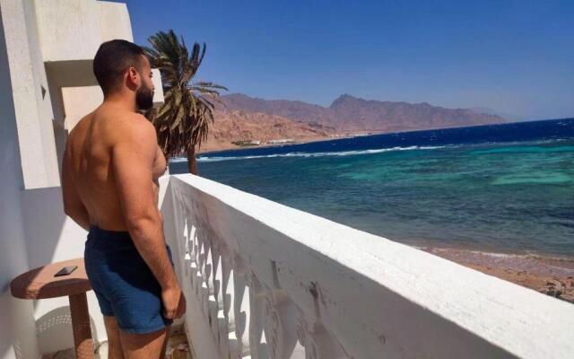 Zarnouk beach house