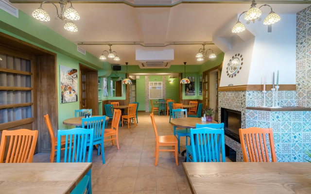 Лоял Гостевой Дом