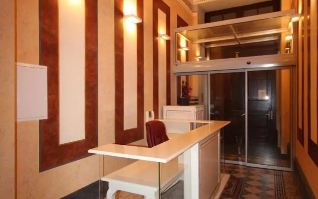 Apartment Halkova 5