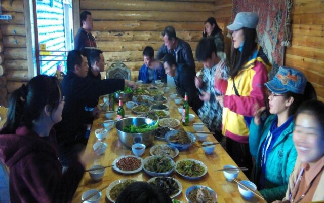 Hulunbeir Grassland and Farm Youth Hostel