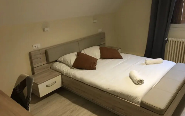 Au Charme du Lac Piscine & Spa 2