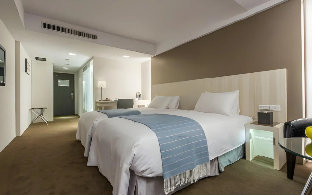Forward Hotel Nangang