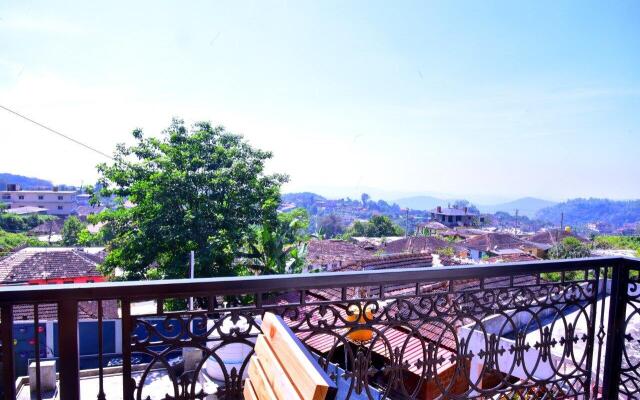 Hotel Coorg Palace