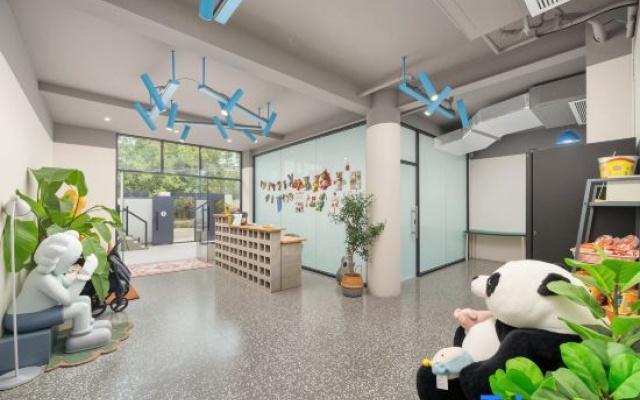 2nd-Home Hostel – Entertainment – Shanghai