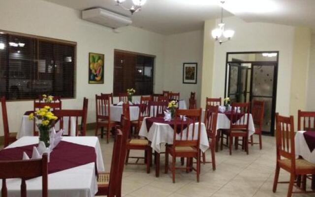 Hotel Frontera