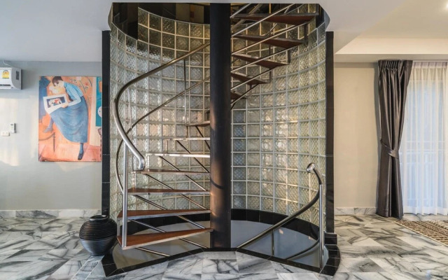 Patong Hill sea View Villa 4 Bedroom Private Pool