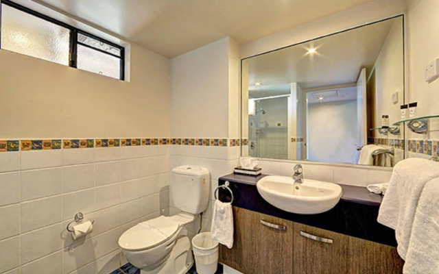 Kacys Bargara Beach Motel