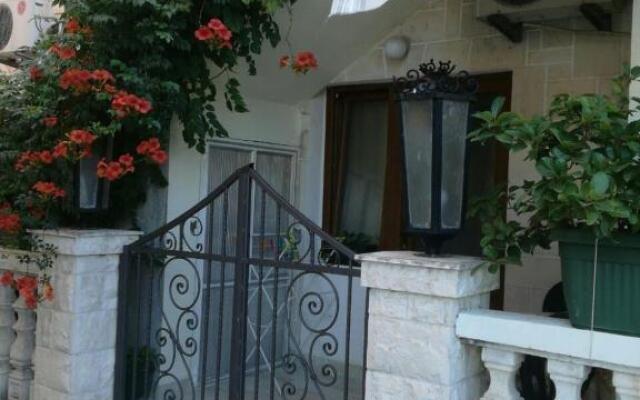 Romana 1