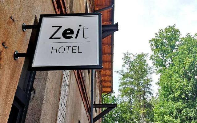 Zeit Hotel