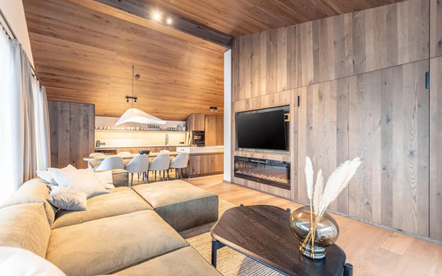 Premium Penthouse With Sauna