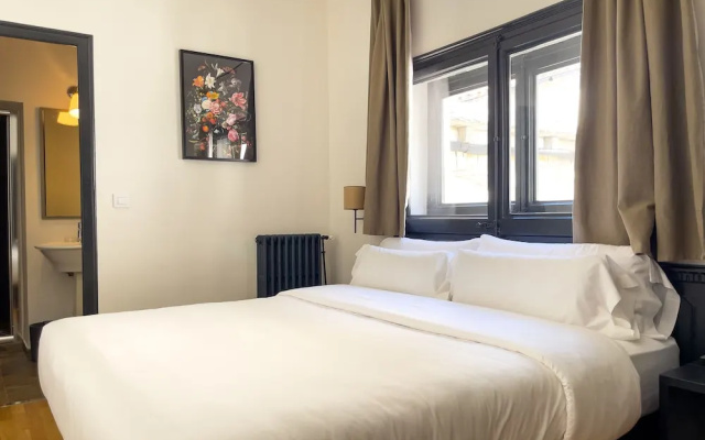 Angelats Hotel