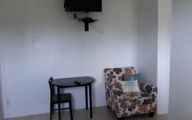 Bell At The Airport Suites Adults Only ( Free Airport Transportation)
