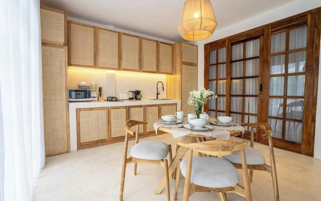 Hanging Gardens Villa by EVDEkimi - Elegant 3BR Jungle oasis with Hammock