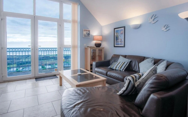 Ewyn Y Don - 2 Bedroom Apartment - Pendine