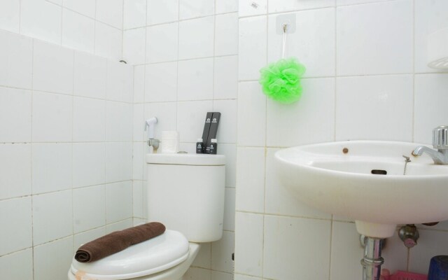 Minimalist Studio Room At Kebagusan City Apartment