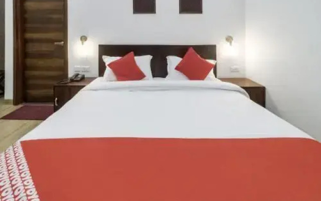 OYO 27894 Hotel Park Rue